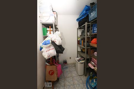 Casa à venda com 254m², 4 quartos e 4 vagasQuarto de Serviço