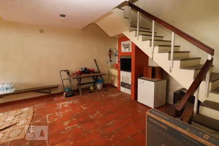 Casa à venda com 254m², 4 quartos e 4 vagasGaragem