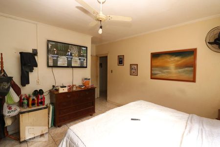 Casa à venda com 254m², 4 quartos e 4 vagasQuarto Suíte