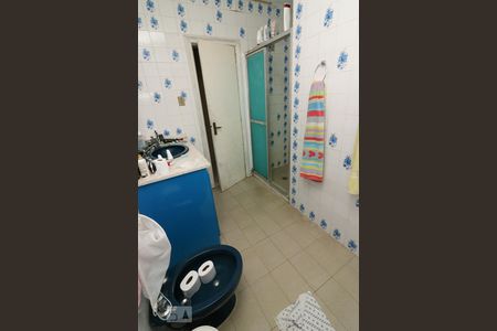 Casa à venda com 254m², 4 quartos e 4 vagasBanheiro Social