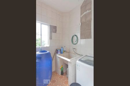 Casa à venda com 200m², 4 quartos e 2 vagas Casa à venda com 200m², 4 quartos e 2 vagasÁrea de Serviço