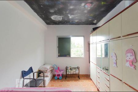 Casa à venda com 200m², 4 quartos e 2 vagas Casa à venda com 200m², 4 quartos e 2 vagasQuarto 2