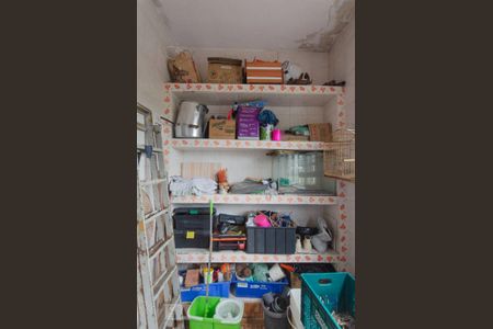 Casa à venda com 200m², 4 quartos e 2 vagas Casa à venda com 200m², 4 quartos e 2 vagasÁrea de Serviço