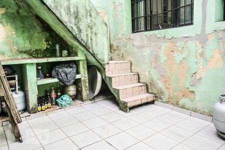 Casa à venda com 127m², 2 quartos e 2 vagas Casa à venda com 127m², 2 quartos e 2 vagasQuintal