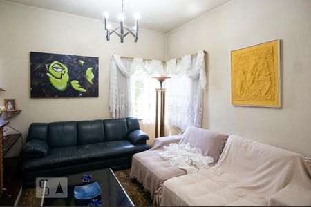 Sala de casa para alugar com 4 quartos, 235m² em Vila Fiat Lux, São Paulo