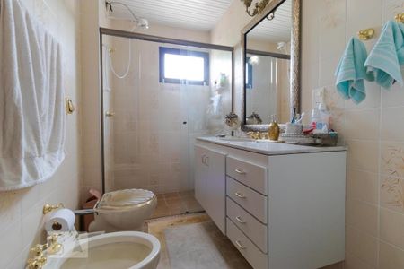 Apartamento à venda com 192m², 4 quartos e 4 vagas Apartamento à venda com 192m², 4 quartos e 4 vagasBanheiro