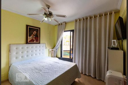 Apartamento à venda com 130m², 3 quartos e 3 vagas Apartamento à venda com 130m², 3 quartos e 3 vagasSuíte