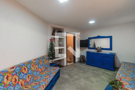 Casa à venda com 280m², 3 quartos e 4 vagas Casa à venda com 280m², 3 quartos e 4 vagasSalão de Festas