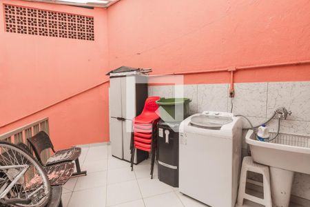 Casa à venda com 280m², 3 quartos e 4 vagas Casa à venda com 280m², 3 quartos e 4 vagasÁrea de Serviço