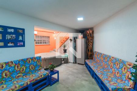 Casa à venda com 280m², 3 quartos e 4 vagas Casa à venda com 280m², 3 quartos e 4 vagasSalão de Festas