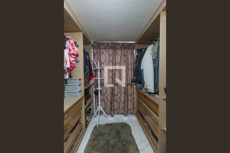 Casa à venda com 280m², 3 quartos e 4 vagas Casa à venda com 280m², 3 quartos e 4 vagasCloset