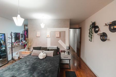 Casa à venda com 280m², 3 quartos e 4 vagas Casa à venda com 280m², 3 quartos e 4 vagasQuarto 2