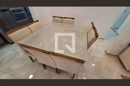 Detalhe da sala de apartamento para alugar com 2 quartos, 86m² em Caiçara, Praia Grande