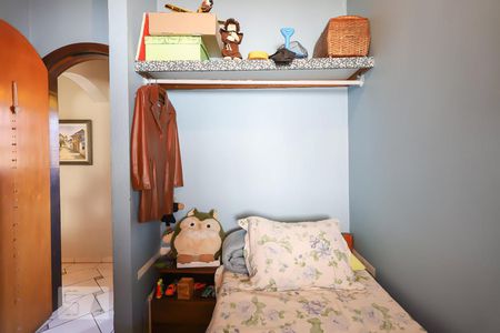 Quarto 1 de casa à venda com 3 quartos, 200m² em Vila Vitório Mazzei, São Paulo