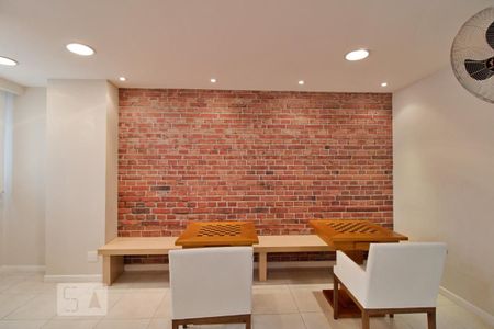 Apartamento à venda com 64m², 3 quartos e 1 vagaSalão de jogos