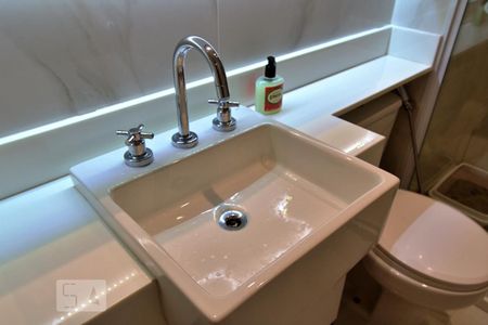 Apartamento à venda com 64m², 3 quartos e 1 vagaBanheiro