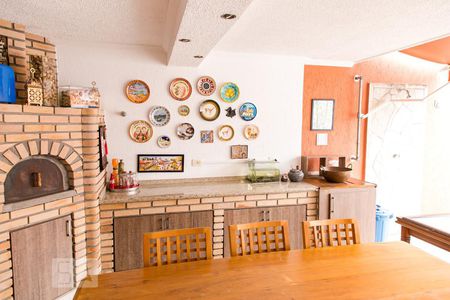 Casa à venda com 200m², 3 quartos e 4 vagasEspaço Gourmet 