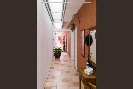 Casa à venda com 200m², 3 quartos e 4 vagasCorredor