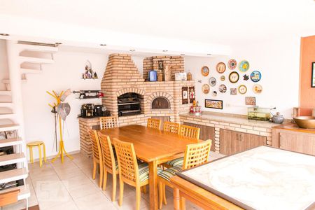 Casa à venda com 200m², 3 quartos e 4 vagasEspaço Gourmet 