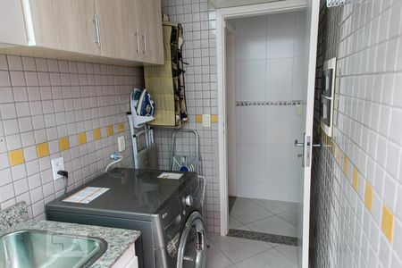 Casa à venda com 200m², 3 quartos e 4 vagasÁrea de Serviço