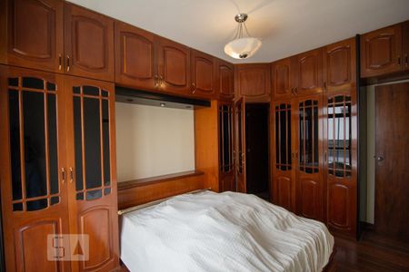 Apartamento para alugar com 250m², 3 quartos e 2 vagasSuíte