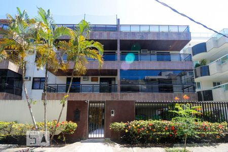 Apartamento para alugar com 250m², 3 quartos e 2 vagasFachada