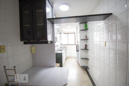 Apartamento para alugar com 250m², 3 quartos e 2 vagasCozinha