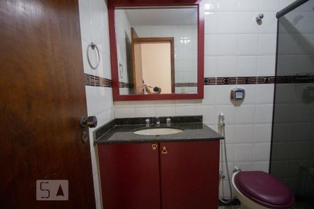 Apartamento para alugar com 250m², 3 quartos e 2 vagasBanheiro