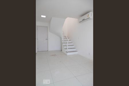 Apartamento à venda com 136m², 3 quartos e 2 vagas Apartamento à venda com 136m², 3 quartos e 2 vagasSala