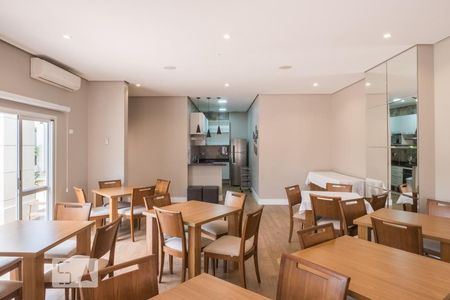 Apartamento à venda com 76m², 2 quartos e 2 vagas Apartamento à venda com 76m², 2 quartos e 2 vagasÁrea comum - Salão de festas