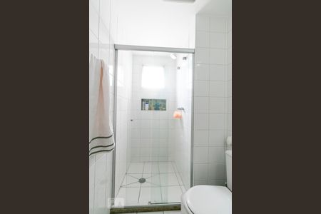 Apartamento à venda com 76m², 2 quartos e 2 vagasBanheiro da Suíte