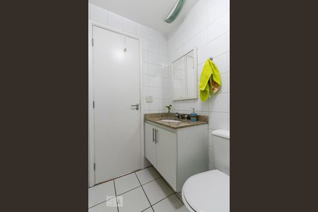 Apartamento à venda com 76m², 2 quartos e 2 vagasBanheiro 2