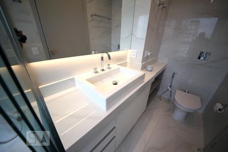 Apartamento para alugar com 70m², 1 quarto e 2 vagasBanheiro