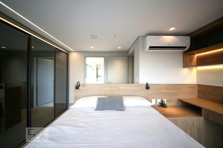 Apartamento para alugar com 70m², 1 quarto e 2 vagasSuíte