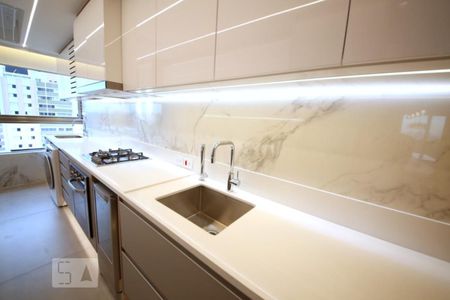 Apartamento para alugar com 70m², 1 quarto e 2 vagasCozinha