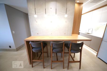 Apartamento para alugar com 70m², 1 quarto e 2 vagasSala 