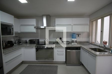 Casa à venda com 400m², 4 quartos e 5 vagasCozinha