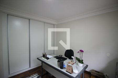 Casa à venda com 400m², 4 quartos e 5 vagasQuarto 2