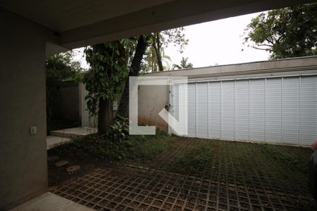 Casa à venda com 400m², 4 quartos e 5 vagasQuintal