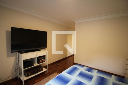 Casa à venda com 400m², 4 quartos e 5 vagasQuarto 4 - Suíte