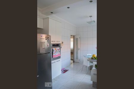 Casa à venda com 302m², 3 quartos e 6 vagas Casa à venda com 302m², 3 quartos e 6 vagasCOZINHA