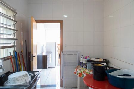 Casa à venda com 302m², 3 quartos e 6 vagas Casa à venda com 302m², 3 quartos e 6 vagasÁREA DE SERVIÇO