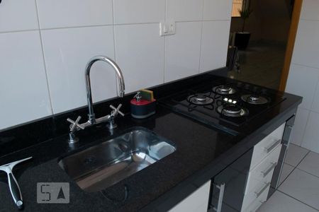 Casa à venda com 302m², 3 quartos e 6 vagas Casa à venda com 302m², 3 quartos e 6 vagasCOZINHA SALÃO