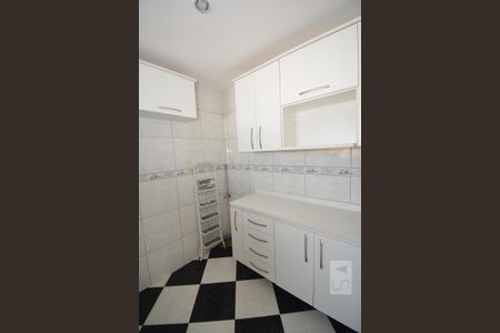 Apartamento à venda com 70m², 2 quartos e sem vagaCozinha e Área de Serviço