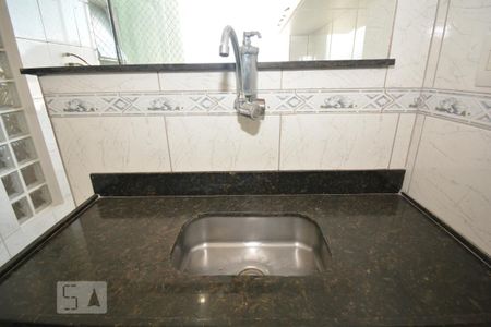 Apartamento à venda com 70m², 2 quartos e sem vagaCozinha e Área de Serviço