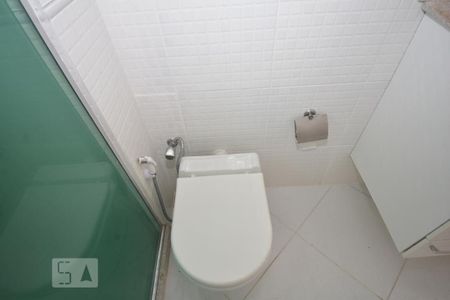Apartamento à venda com 70m², 2 quartos e sem vagaBanheiro