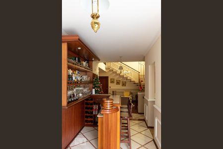 Casa à venda com 350m², 4 quartos e 8 vagasbar