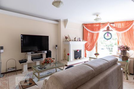 Casa à venda com 350m², 4 quartos e 8 vagasSala