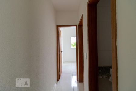 Corredor  de apartamento à venda com 2 quartos, 43m² em Parque das Nações, Santo André