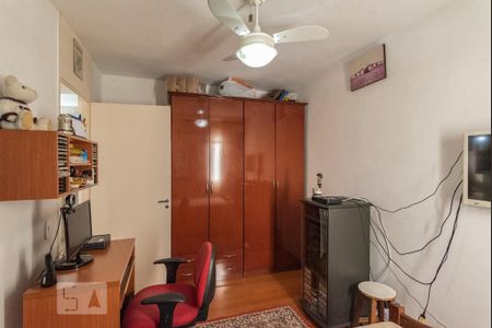 Apartamento à venda com 76m², 3 quartos e 2 vagasQuarto 2